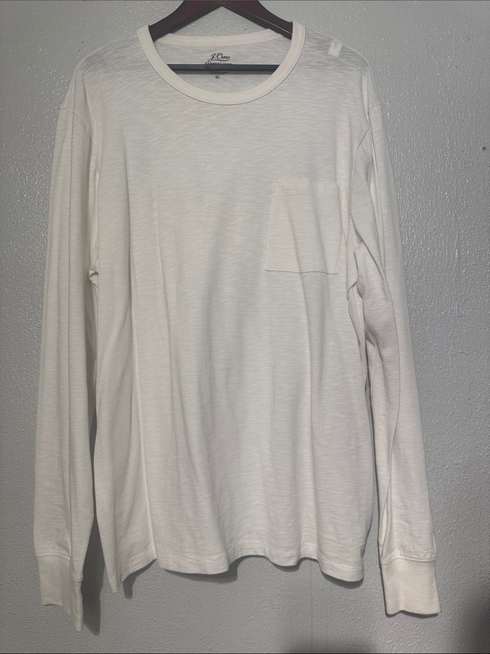 J.Crew Men's Garment-Dyed Slub Cotton Knit Goods Long-Sleeve Pocket T-Shirt Whit